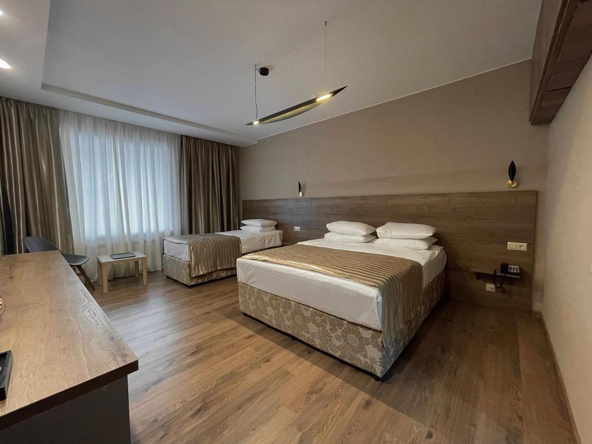 Hotel Gloria Deluxe 보로보예 외부 사진