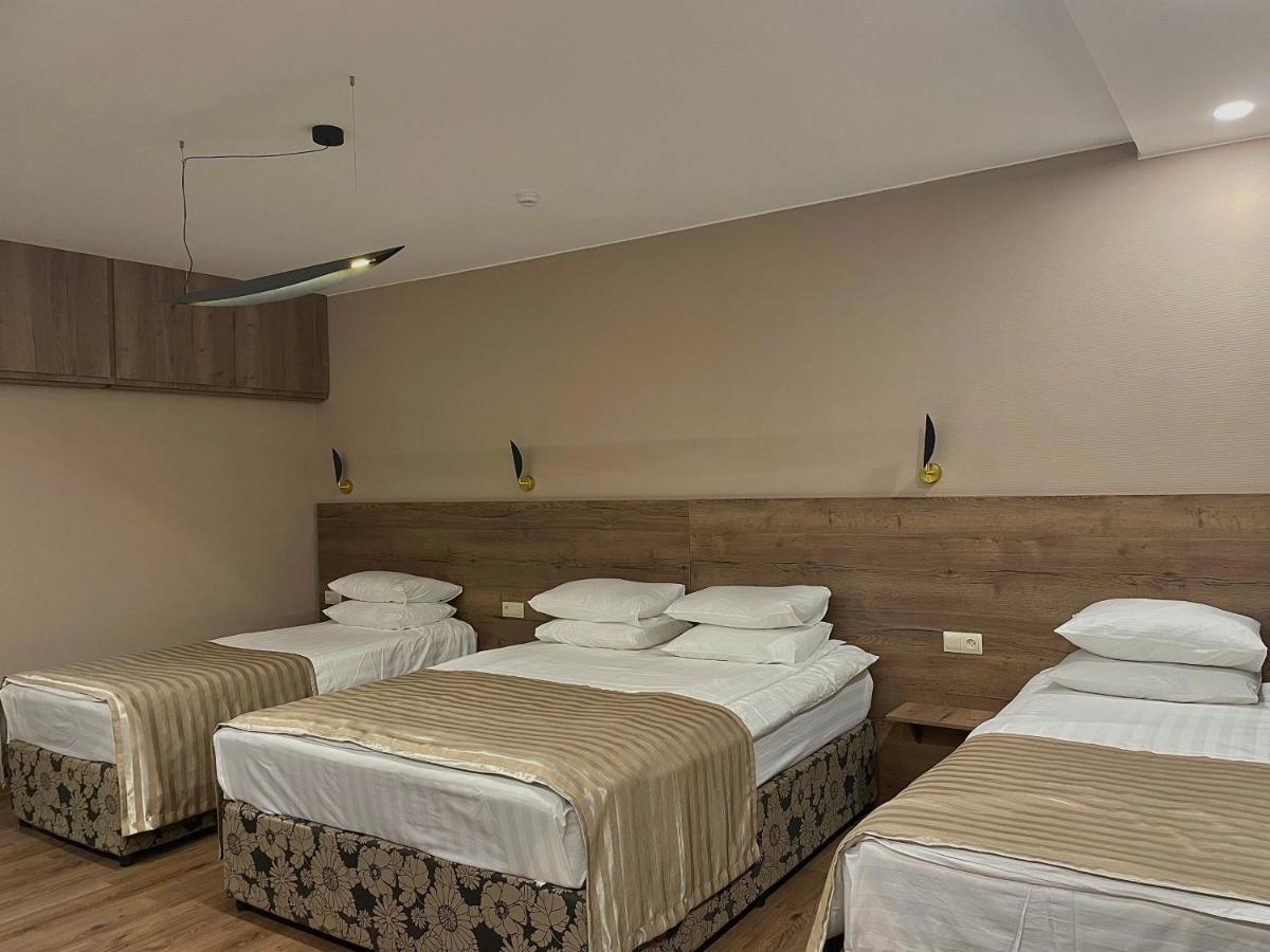 Hotel Gloria Deluxe 보로보예 외부 사진
